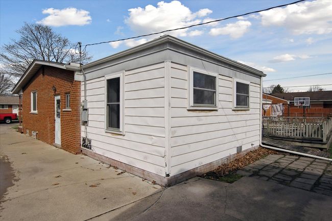 2941 Longmeadow Dr, House other with 3 bedrooms, 2 bathrooms and null parking in Trenton MI | Image 39