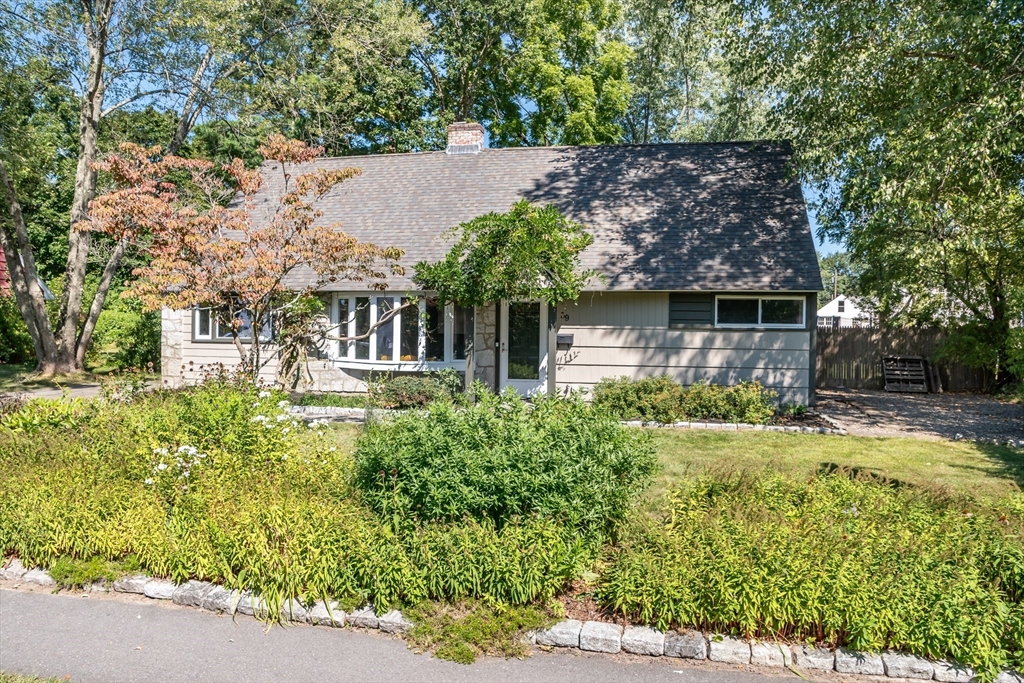 Franconia Ave, Natick, MA 01760