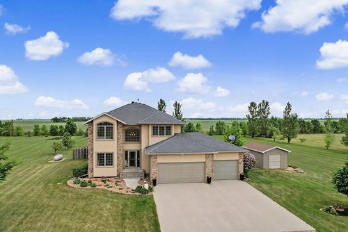 3969 85th Ave N, Moorhead, MN, 56560-7036 | Card Image