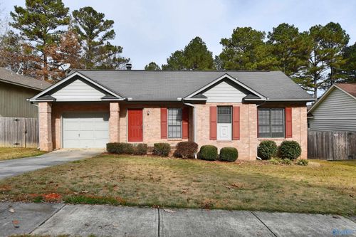 721 Mathis Dr Se, Huntsville, AL, 35803-2823 | Card Image