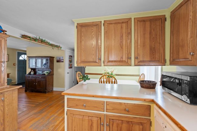 12 Sunset Dr, House other with 5 bedrooms, 2 bathrooms and null parking in Somersworth NH | Image 17