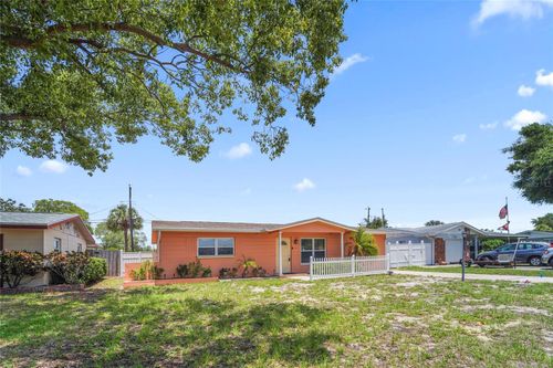 11465 69th Ave, SEMINOLE, FL, 33772-6126 | Card Image