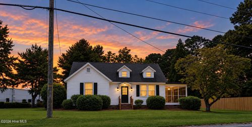931 Eastern Ave, Nashville, NC, 27856-1715 | Card Image