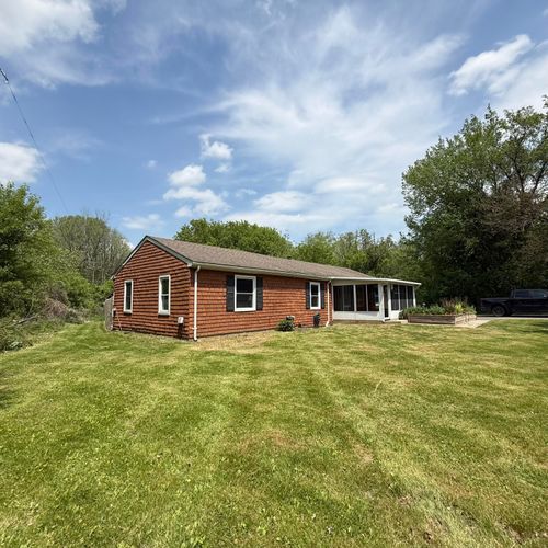 5155 Pontiac Trl, Ann Arbor, MI, 48105-9238 | Card Image