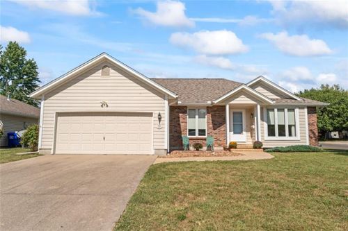 2200 W 2nd Terrace, Sedalia, MO, 65301 | Card Image