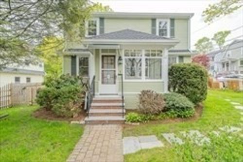 16 Crescent Hill Ave, Lexington, MA, 02420-2802 | Card Image