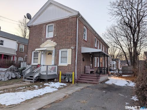 107 Colony St, Bridgeport, CT, 06610-2116 | Card Image
