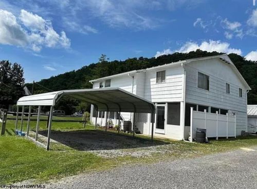 814 Curry Ln, Marlinton, WV, 24954-1265 | Card Image