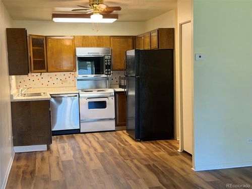 2a-665 S Alton Way, Denver, CO, 80247-1685 | Card Image