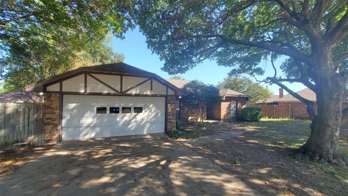 505 Pelican Ct, Desoto, TX, 75115-7118 | Card Image