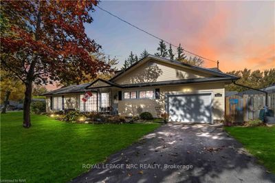 3208 Young Ave, House other with 3 bedrooms, 2 bathrooms and 3 parking in Ridgeway ON | Image 1