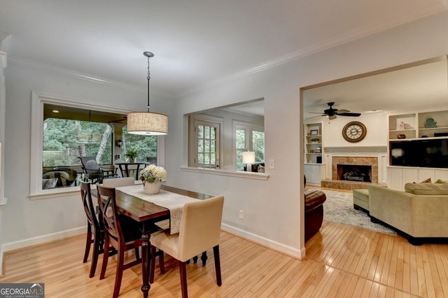 5615 Grove Point Rd, House other with 4 bedrooms, 4 bathrooms and null parking in Johns Creek GA | Image 13