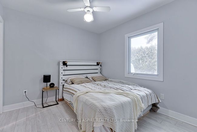 43 Glendale Ave, House other with 3 bedrooms, 2 bathrooms and 2 parking in Deep River ON | Image 15