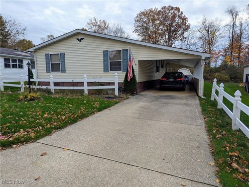 76 Cardinal Dr, Hiram, OH, 44234-9663 | Card Image