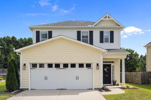 206 Bungalow Rd, Holly Ridge, NC, 28445-8032 | Card Image