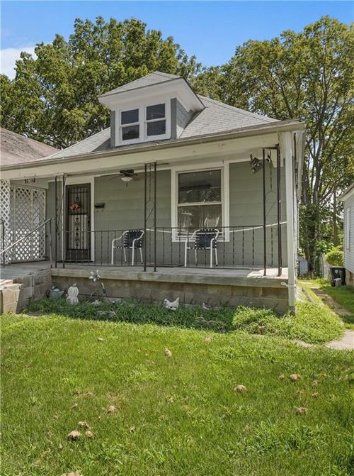 1807 Kensington Ave, Kansas City, MO, 64127-3506 | Card Image