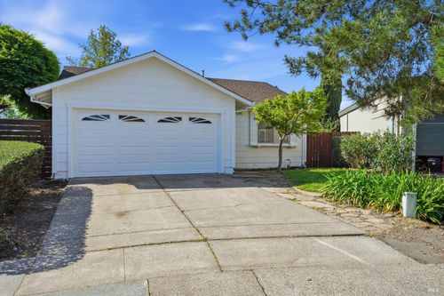 405 Korbel Pl, Santa Rosa, CA, 95409-3601 | Card Image