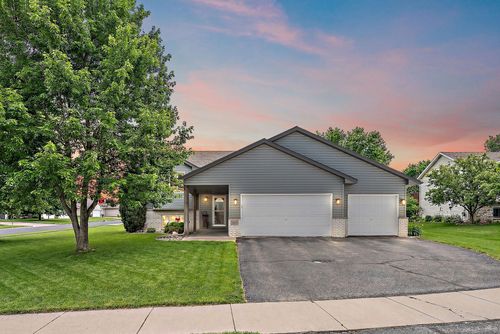 1315 Science Ave Nw, New Prague, MN, 56071-2460 | Card Image