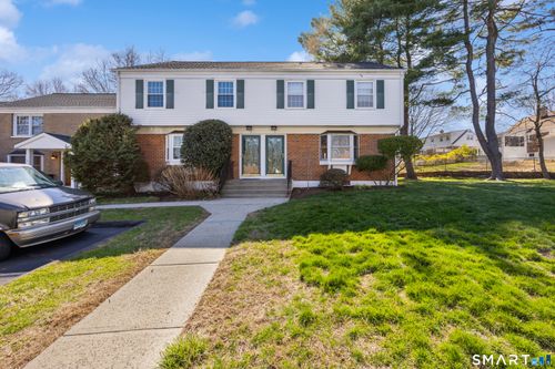 1-245 Sunnyridge Ave, Fairfield, CT, 06824-4643 | Card Image