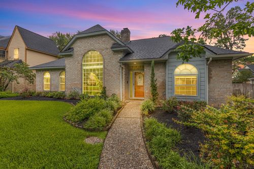 5622 Woodland Creek Dr, Kingwood, TX, 77345-1458 | Card Image
