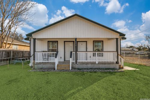354 Ike St, San Antonio, TX, 78211-4132 | Card Image