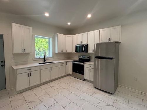 unit-3-348 12th St, Apalachicola, FL, 32320-1320 | Card Image