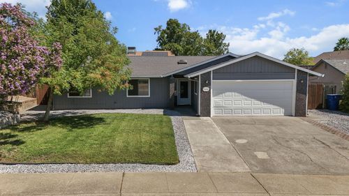 1428 Wingsetter Way, Redding, CA, 96003-4574 | Card Image
