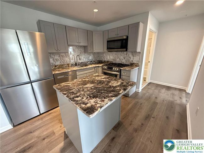 203 - 938 E 4 Th St, Condo with 2 bedrooms, 1 bathrooms and null parking in BETHLEHEM PA | Image 19