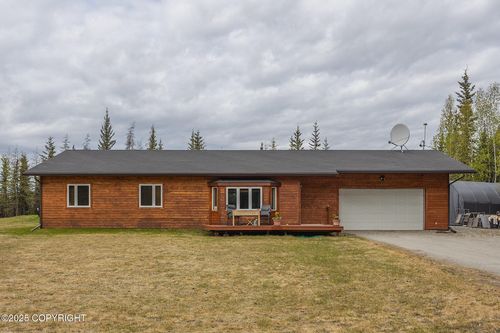 2578 Kalispell Loop, North Pole, AK, 99705-6115 | Card Image