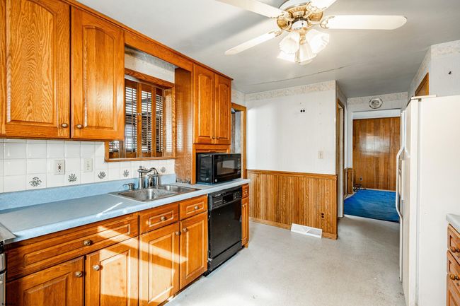 6 Black Pine Dr, House other with 4 bedrooms, 2 bathrooms and null parking in Trenton NJ | Image 4