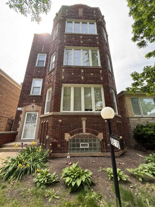 2-8210 S Marshfield Ave, Chicago, IL, 60620-4631 | Card Image