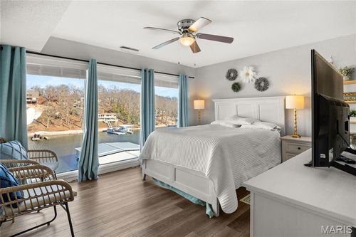 233-233 Indian Pointe, Osage Beach, MO, 65065-8631 | Card Image