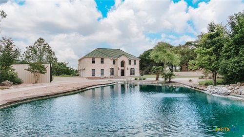 194 Panorama Ln, Victoria, TX, 77905-3585 | Card Image