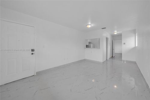 apt-6-1371 Nw 3rd St, Miami, FL, 33125-5698 | Card Image
