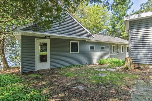 8821 Shady Shores Rd, Clayton, NY, 13624-3262 | Card Image