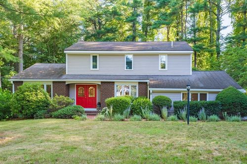 2 Nottingham Dr, Raynham, MA, 02767-1617 | Card Image