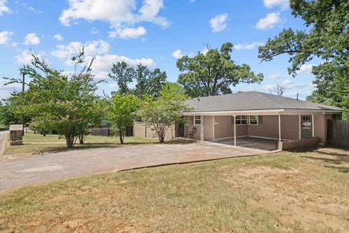 118 N Hillcrest Dr, Palestine, TX, 75801-5818 | Card Image