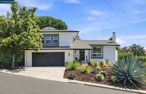 566 Webster Dr, Martinez, CA, 94553-6034 | Card Image