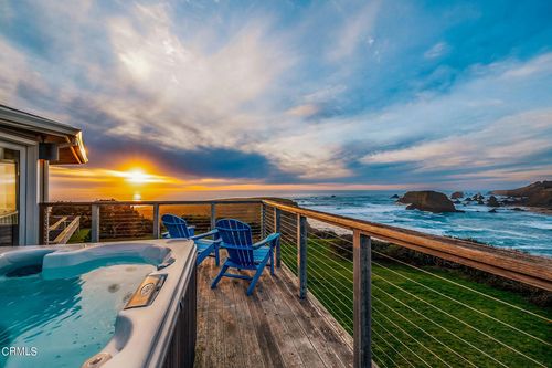30290 N Highway 1, Fort Bragg, CA, 95437-9620 | Card Image