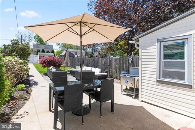84 S Clinton St, Home with 3 bedrooms, 3 bathrooms and null parking in DOYLESTOWN PA | Image 34
