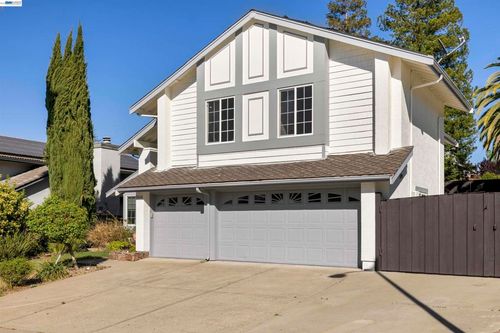 3208 Touriga Dr, Pleasanton, CA, 94566-6925 | Card Image