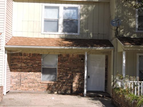 103 Hampton Dr, Crestview, FL, 32539-3225 | Card Image