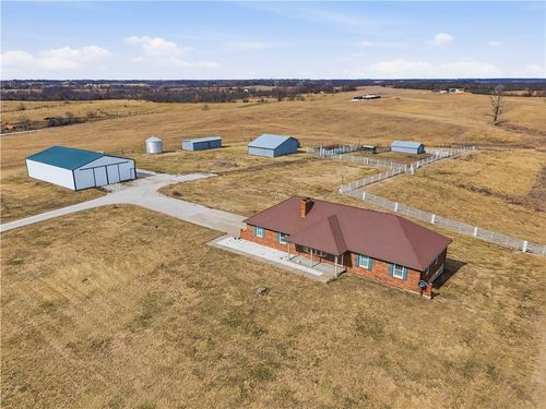 10625 Franklin Rd, Richmond, MO, 64085-8583 | Card Image