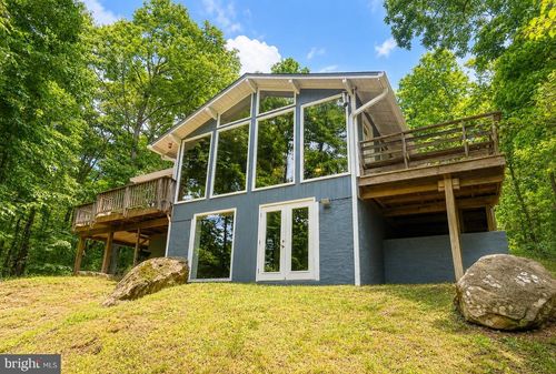 146 Trillium Trail Rd, LINDEN, VA, 22642-5043 | Card Image