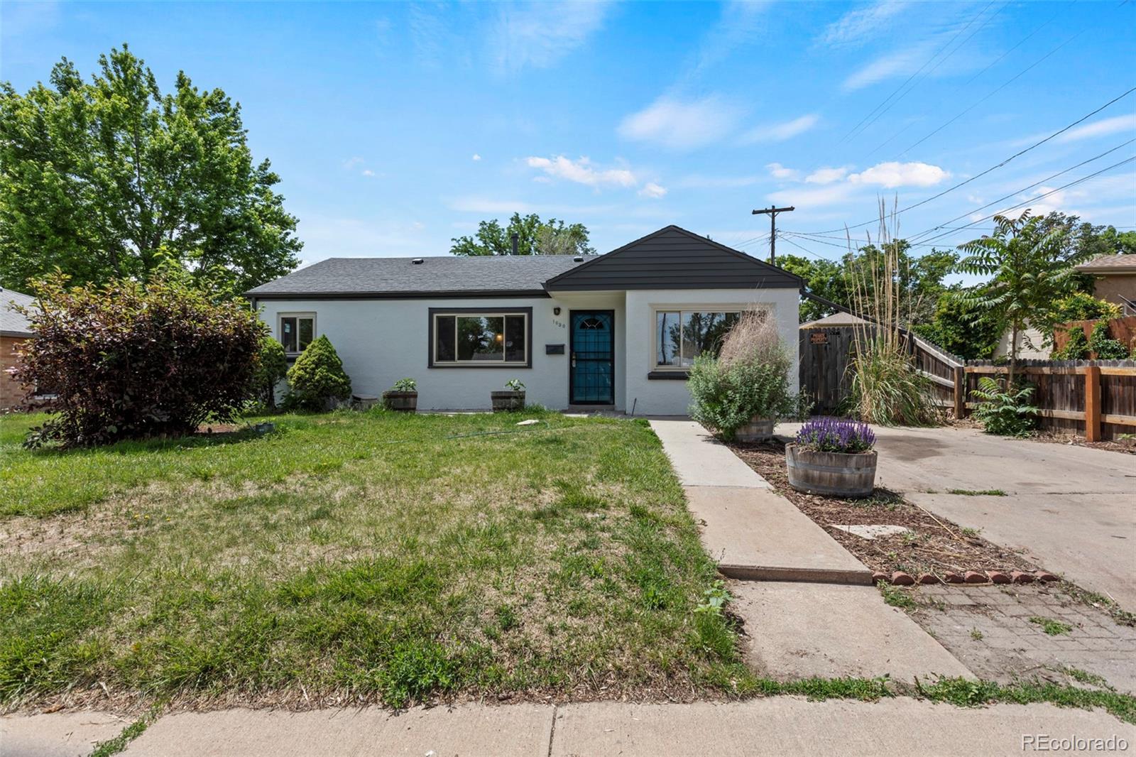 Dartmouth Ave, Englewood, CO 80113