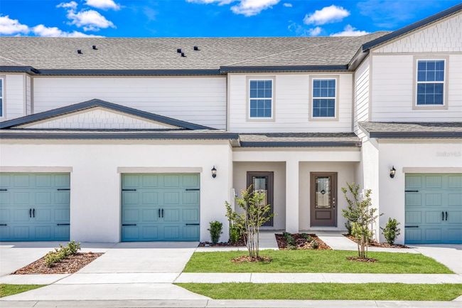 884 Poppy Lane, Townhouse with 2 bedrooms, 2 bathrooms and null parking in Dundee FL | Image 1