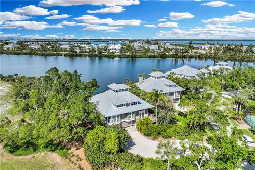 38 Seawatch Lake Dr, BOCA GRANDE, FL, 33921-1316 | Card Image