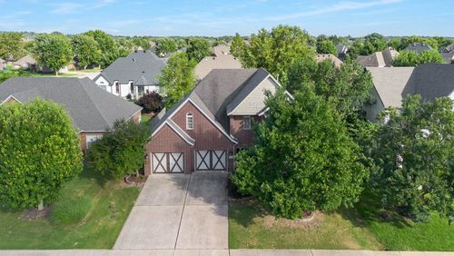 6502 W Hearth Stone Dr, Rogers, AR, 72758-4139 | Card Image