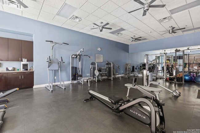 APT-109 - 215 Center, Condo with 2 bedrooms, 3 bathrooms and null parking in San Antonio TX | Image 28