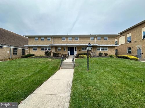 37 W Haddon Ave, Oaklyn, NJ, 08107-1429 | Card Image